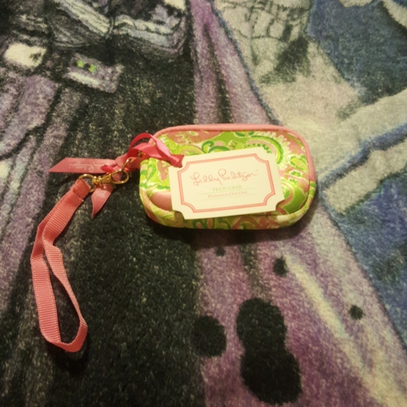 - Lilly Pulitzer Chin-Chin Tech Case - Picture 2 of 9